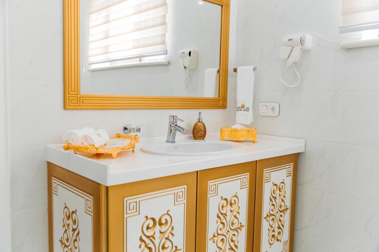 Boutique Hotel Silk Way Turkistan Luaran gambar