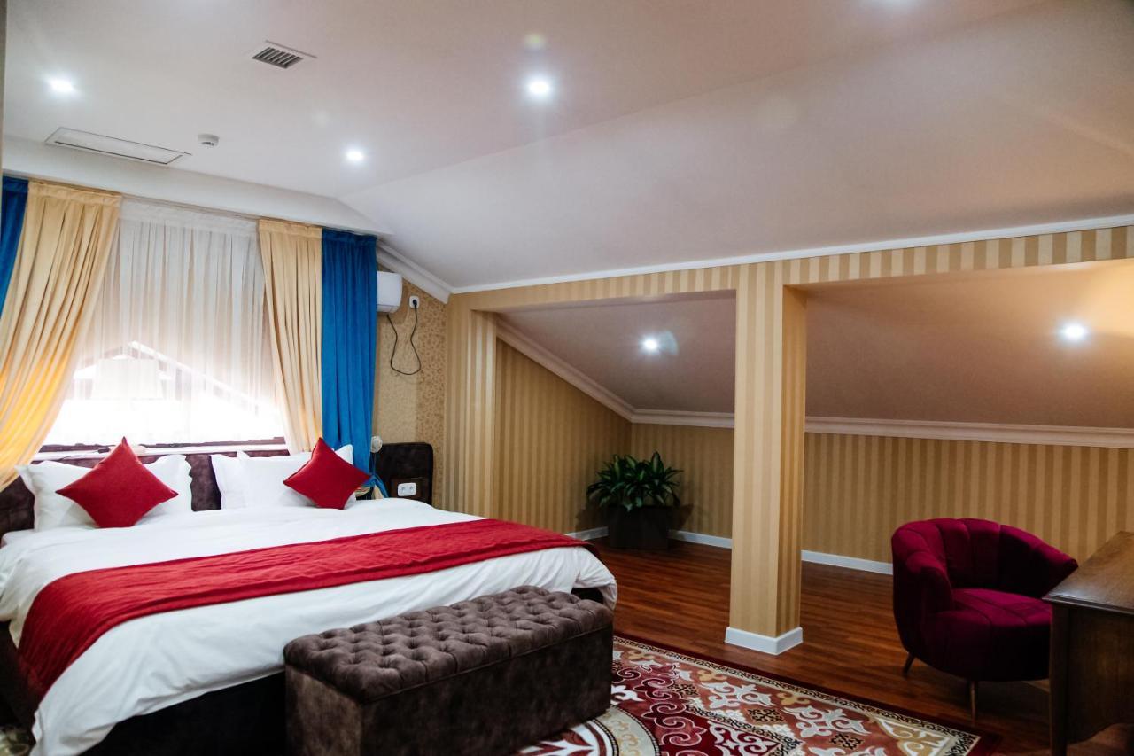 Boutique Hotel Silk Way Turkistan Luaran gambar